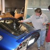 Custom Bent & Curved Glass Manufacturing For Cars